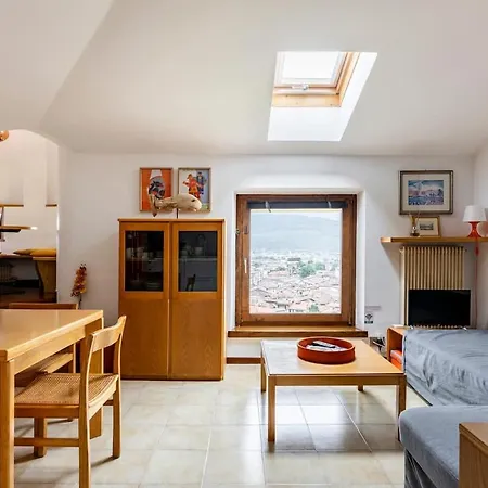 Lake Attic In Villa Lina-2